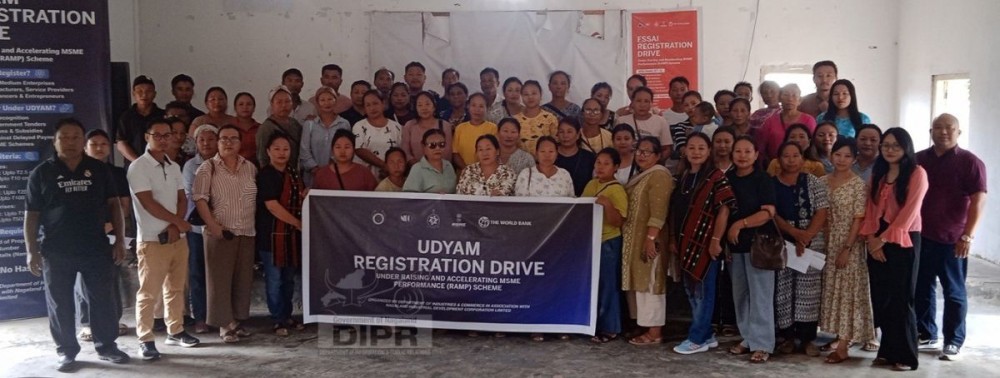 Officials along with the participants during the UDYAM registration drive held at Niuland on August 19. (DIPR Photo)